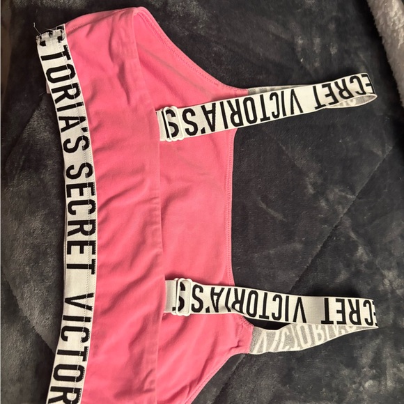 Victoria secret medium bralette - Picture 2 of 3